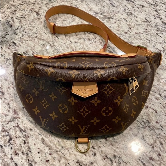 louis vuitton bumbag / bum bag - Picture 1 of 12